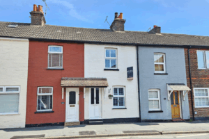London Road, Sevenoaks, TN13 2UR