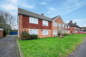 Meadway, Halstead TN14