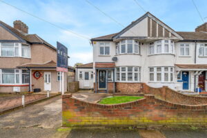 Faringdon Avenue, Petts Wood, BR2